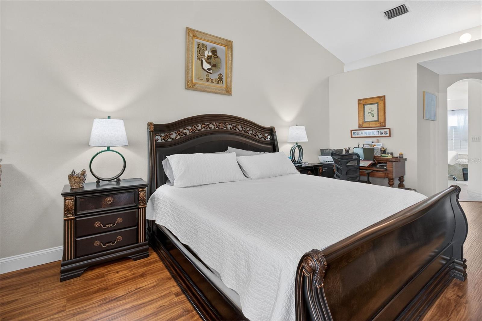 12611 PINEFOREST WAY E, LARGO, FL, 33773