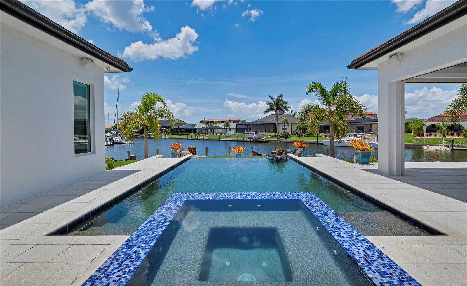 2795 BAY CT, PUNTA GORDA, FL, 33950