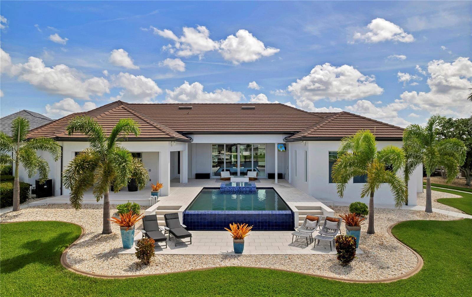 2795 BAY CT, PUNTA GORDA, FL, 33950