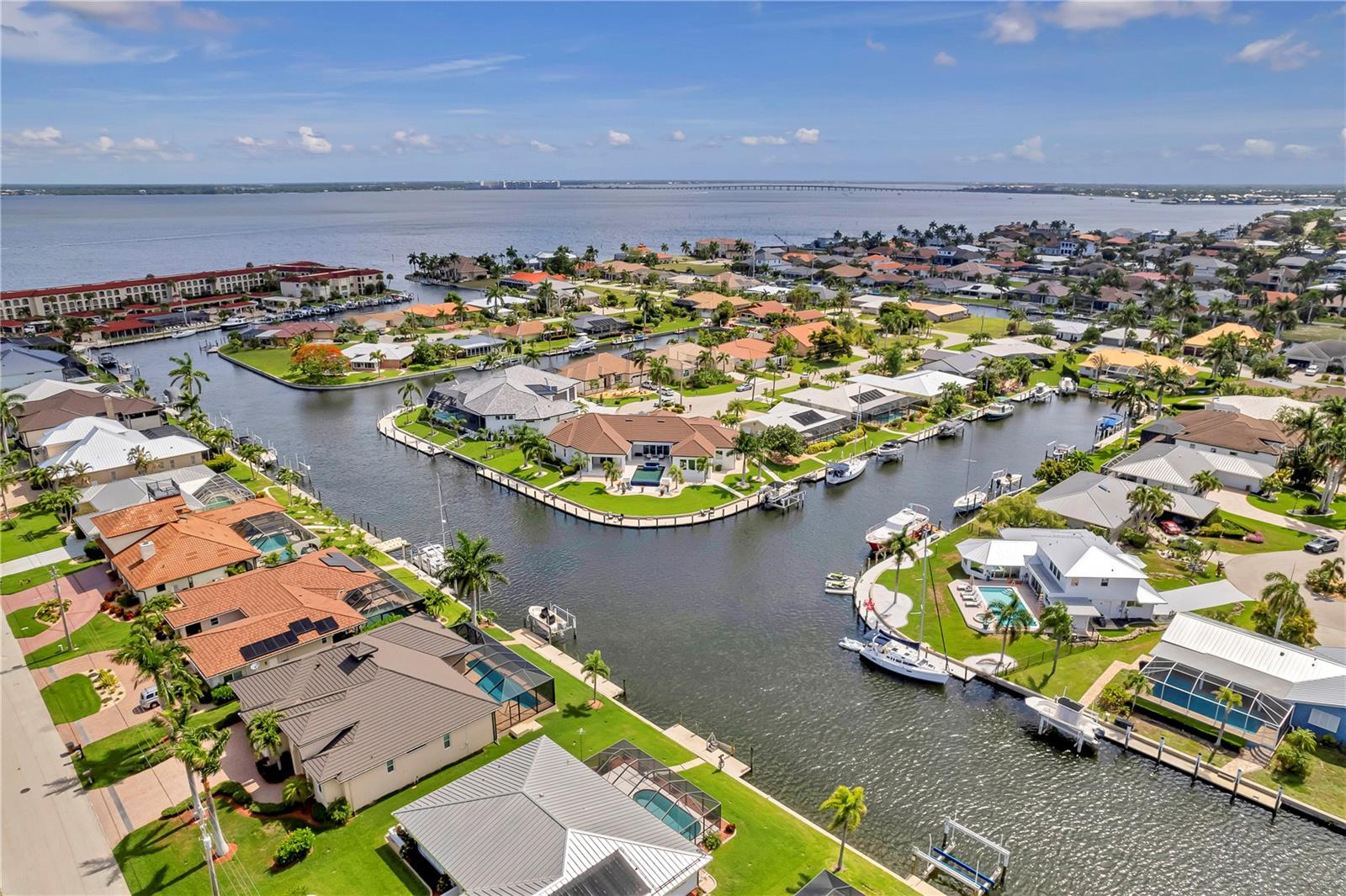 2795 BAY CT, PUNTA GORDA, FL, 33950