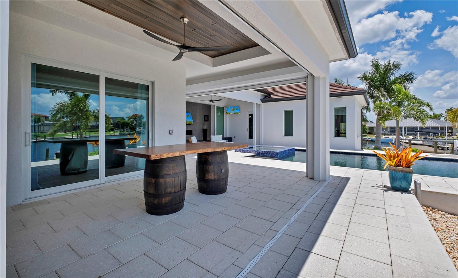 2795 BAY CT, PUNTA GORDA, FL, 33950
