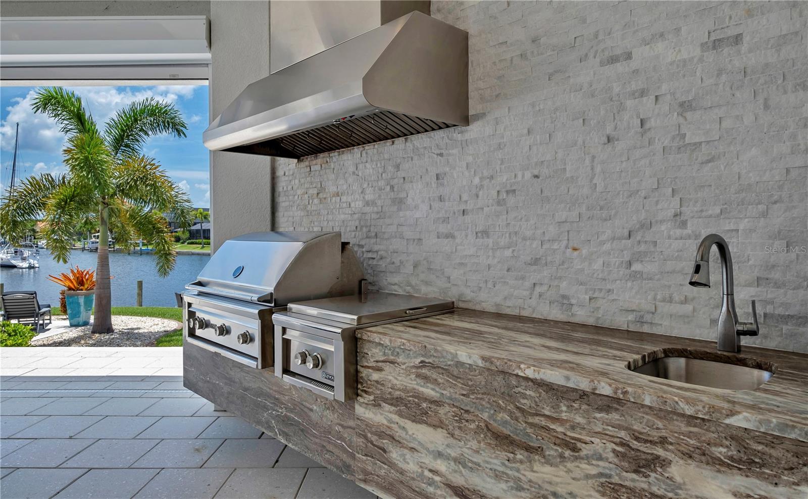 2795 BAY CT, PUNTA GORDA, FL, 33950
