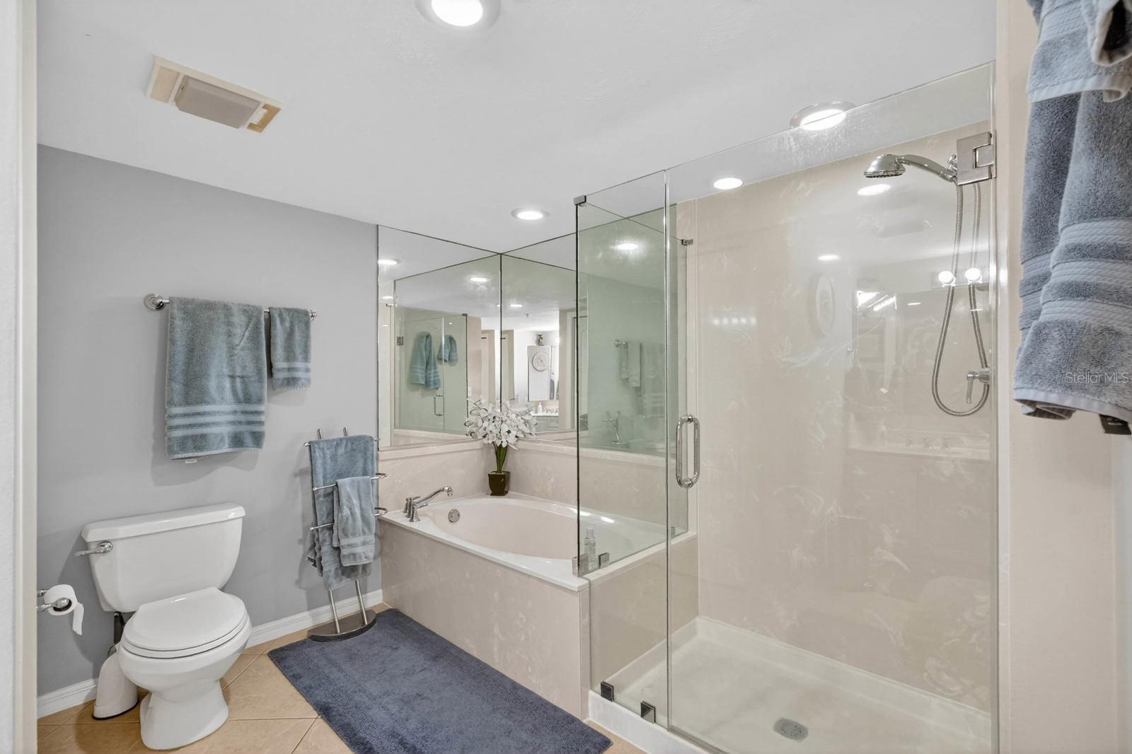 4 OCEANS WEST BLVD #207A, DAYTONA BEACH, FL, 32118