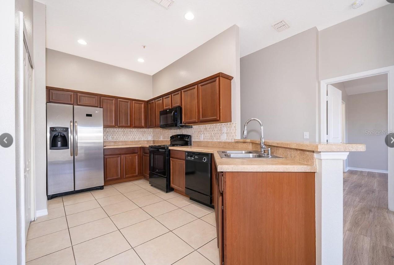 6474 S GOLDENROD RD #37A, ORLANDO, FL, 32822