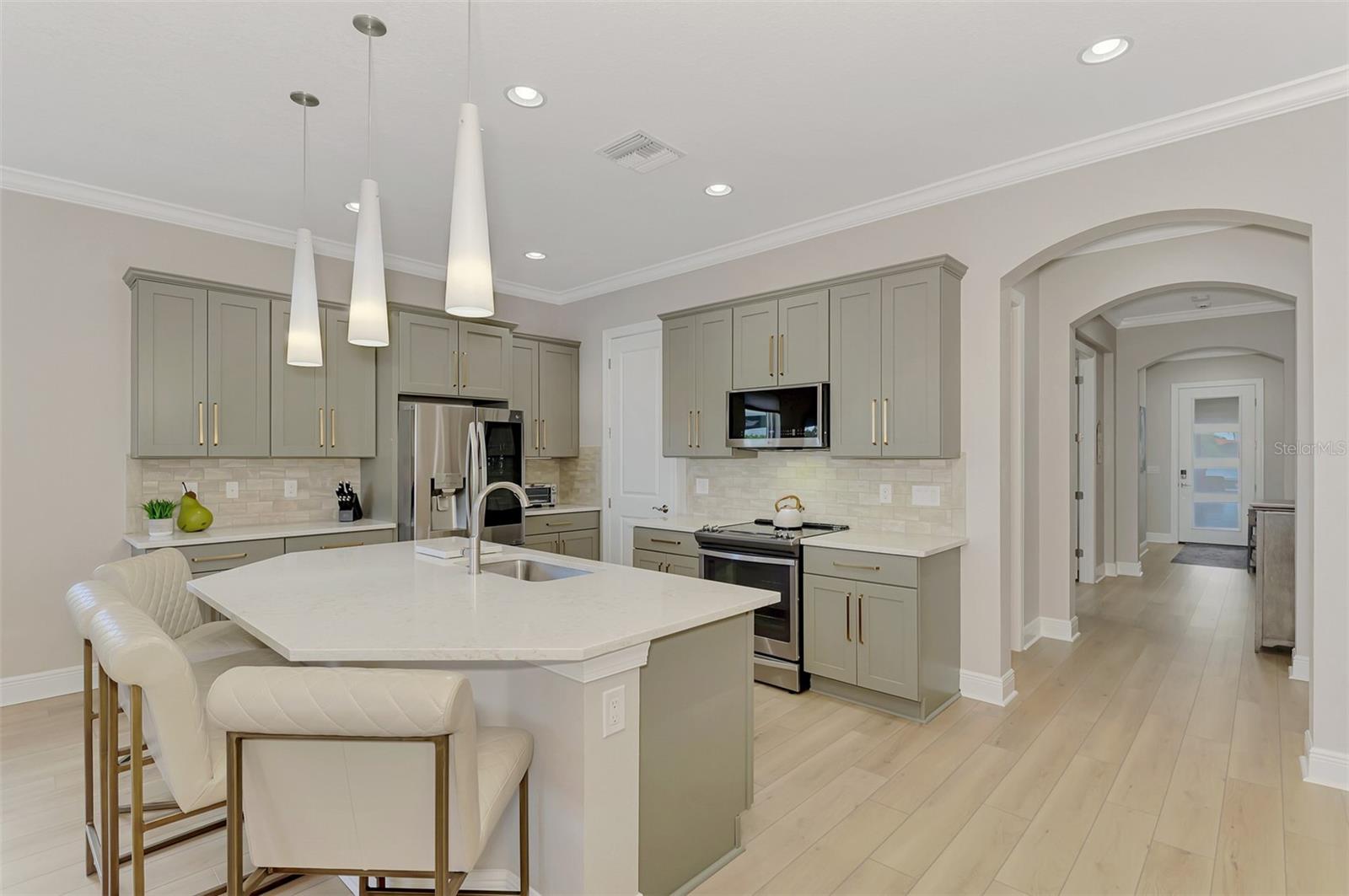 23762 WAVERLY CIR, VENICE, FL, 34293