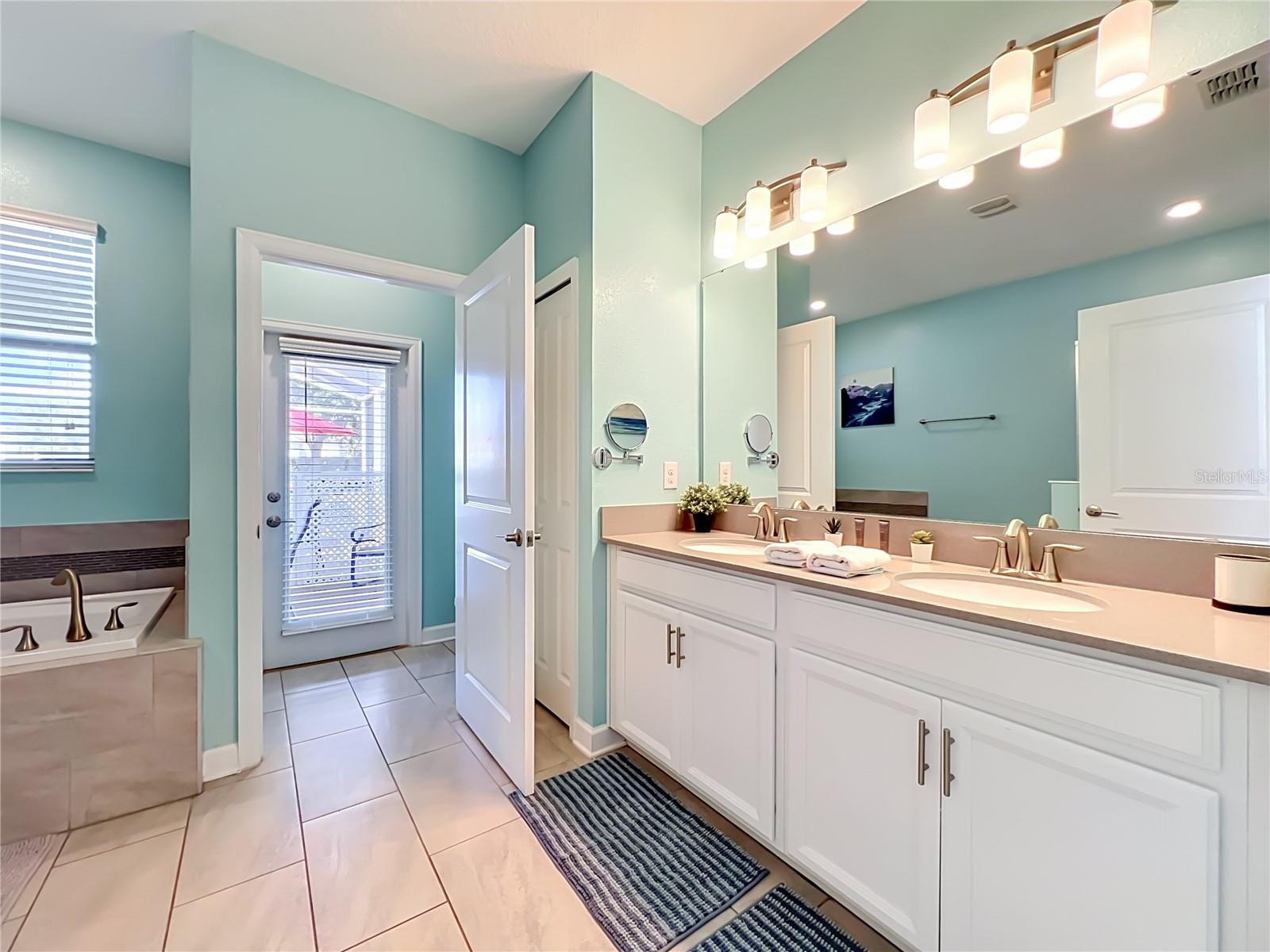1556 MAIDSTONE CT, DAVENPORT, FL, 33896