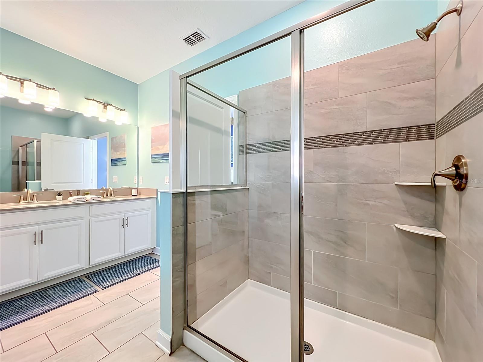 1556 MAIDSTONE CT, DAVENPORT, FL, 33896