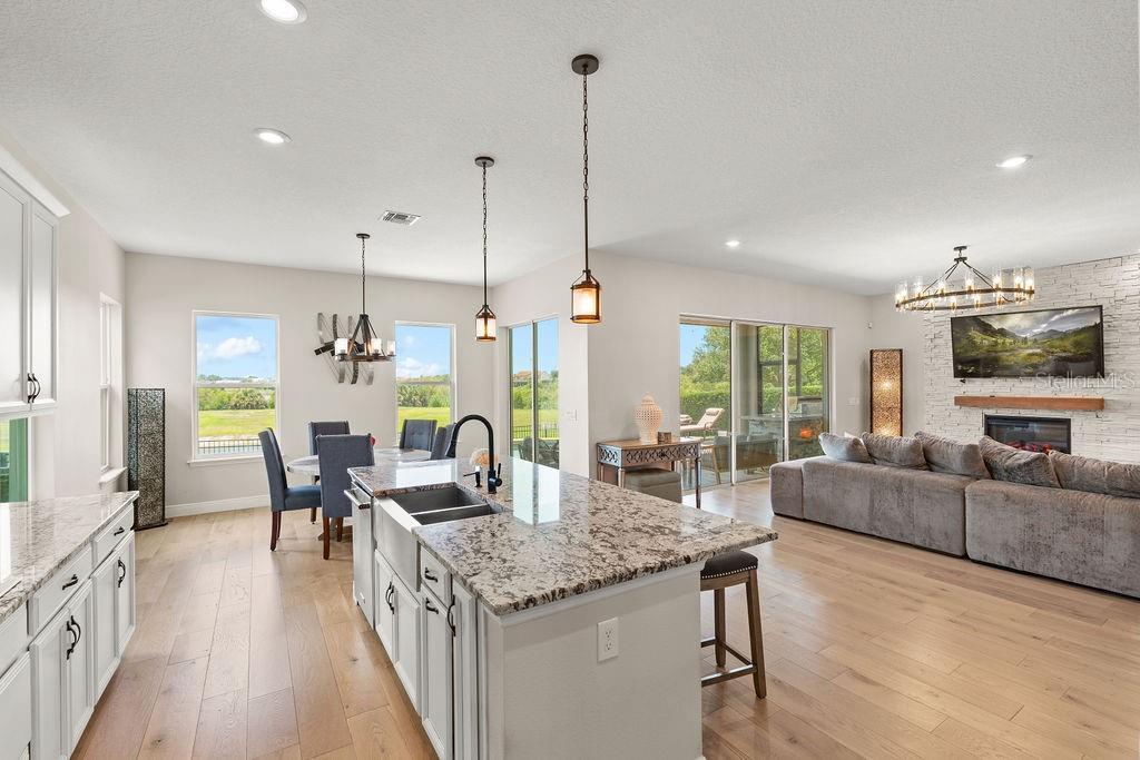 9586 MEADOW HUNT WAY, WINTER GARDEN, FL, 34787