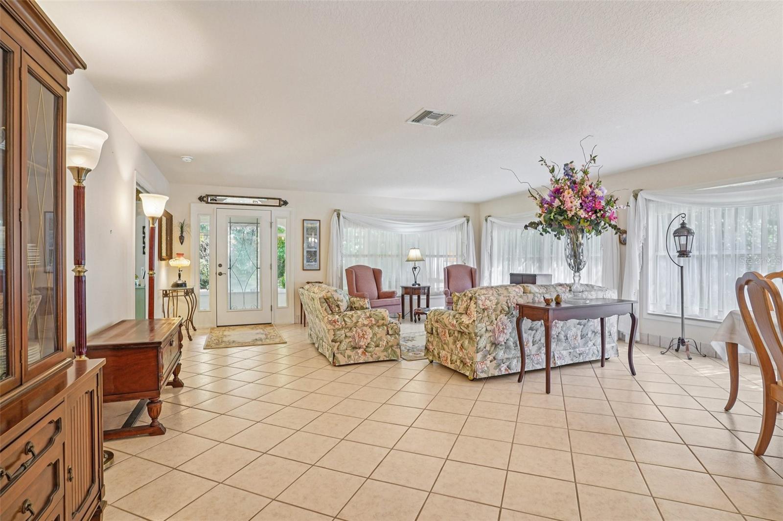 4546 GRIFFIN VIEW DR, LADY LAKE, FL, 32159