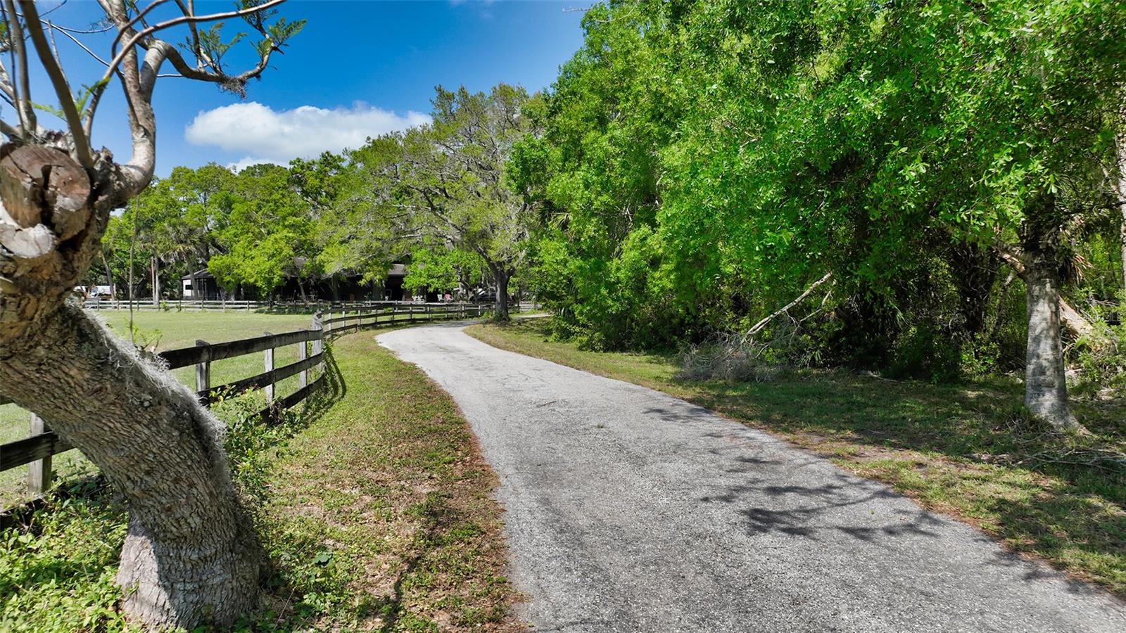 7025 CLARK RD, SARASOTA, FL, 34241