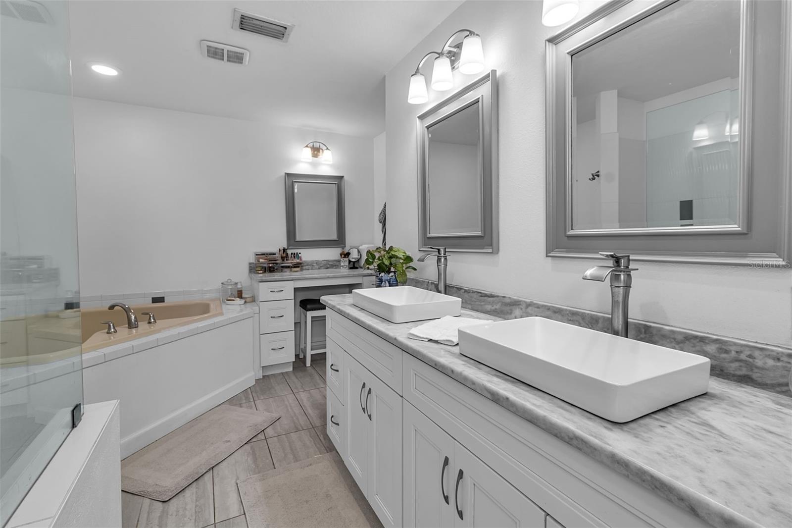 6925 WAUCHULA RD, MYAKKA CITY, FL, 34251