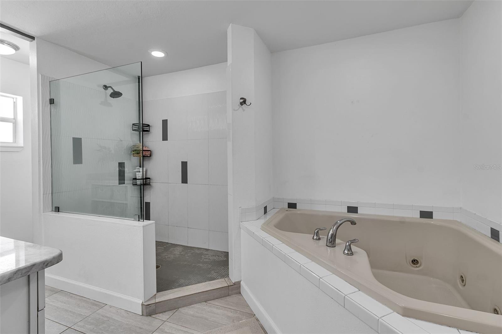 6925 WAUCHULA RD, MYAKKA CITY, FL, 34251