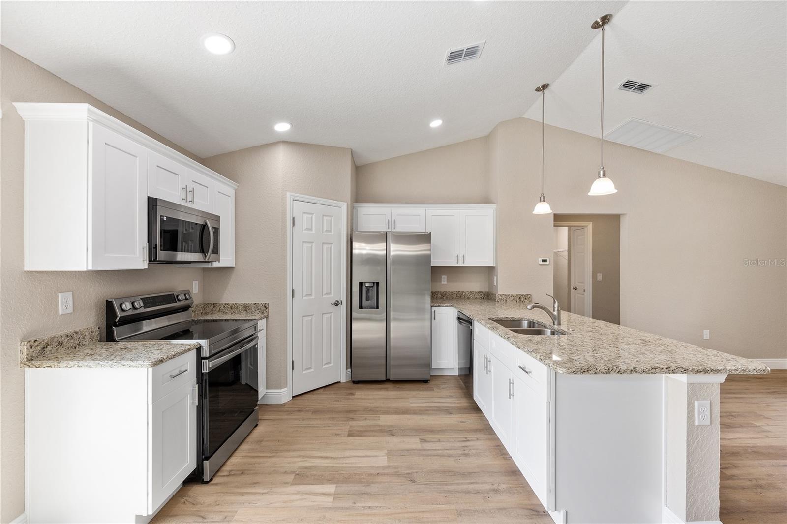 9828 N COUNTRY CLUB WAY, CITRUS SPRINGS, FL, 34434