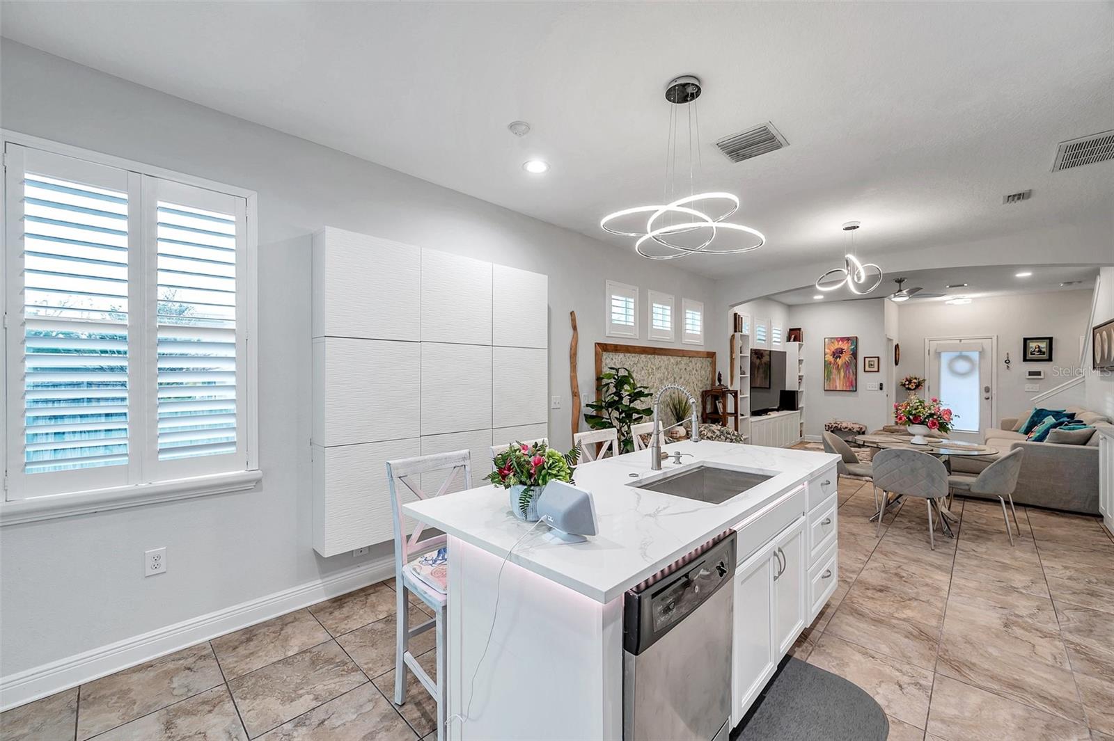 2602 W NASSAU ST, TAMPA, FL, 33607