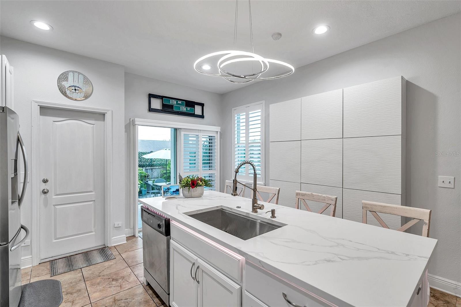 2602 W NASSAU ST, TAMPA, FL, 33607