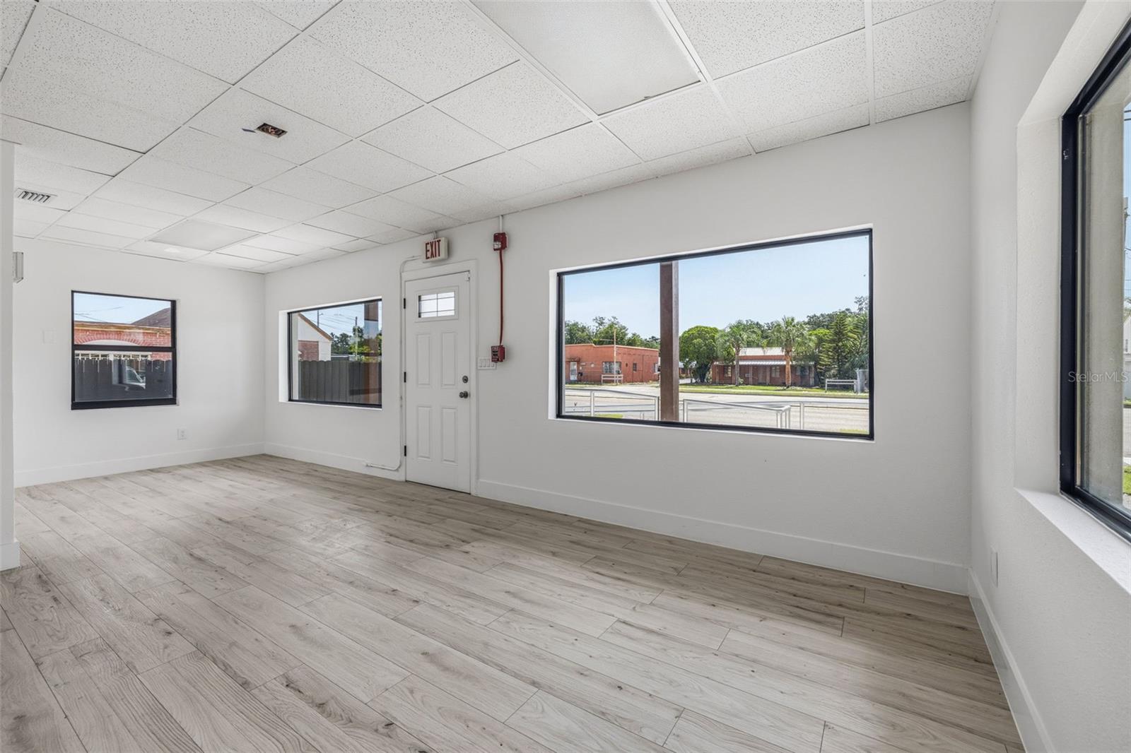 10302 N NEBRASKA AVE, TAMPA, FL, 33612
