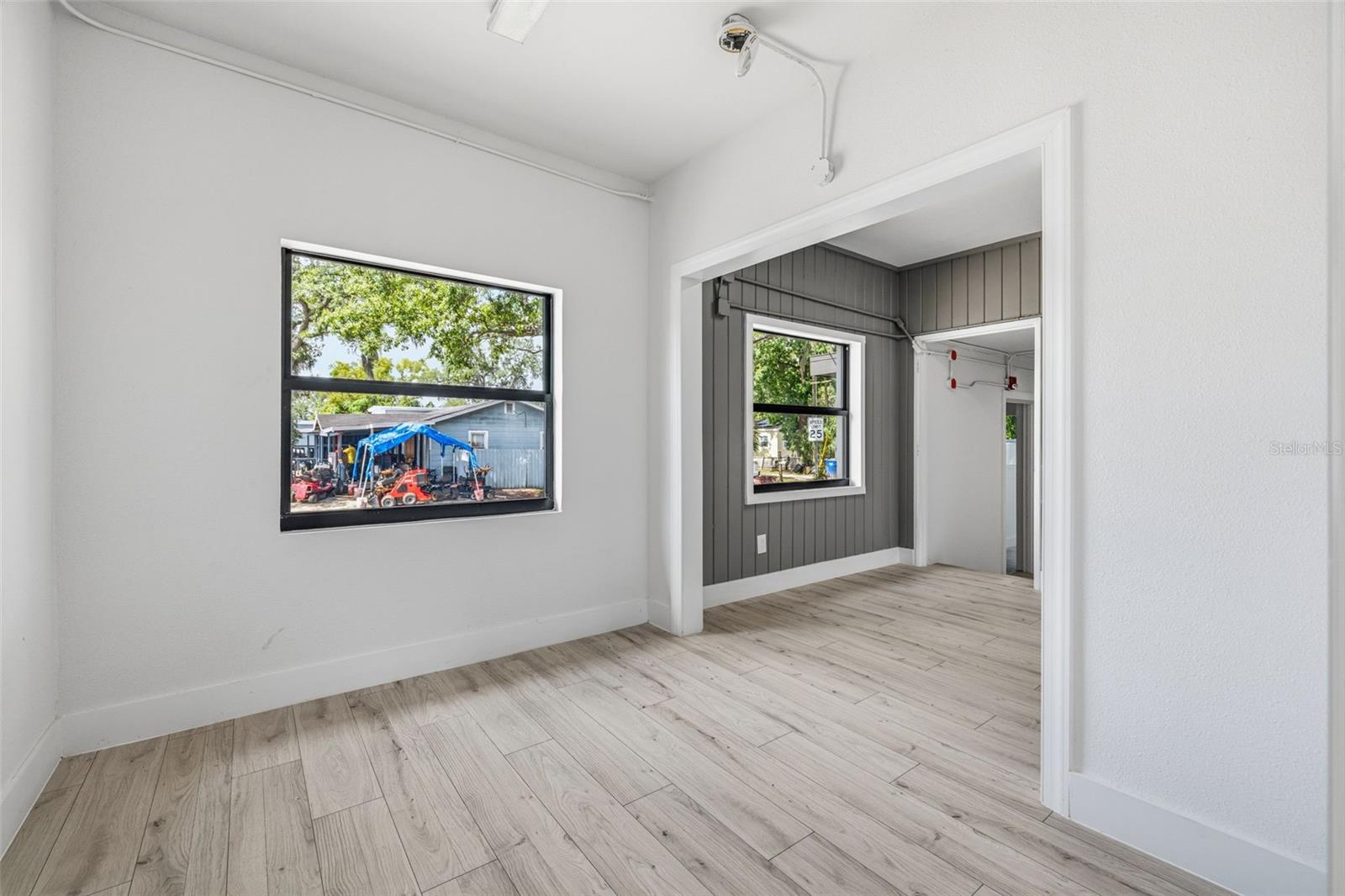 10302 N NEBRASKA AVE, TAMPA, FL, 33612