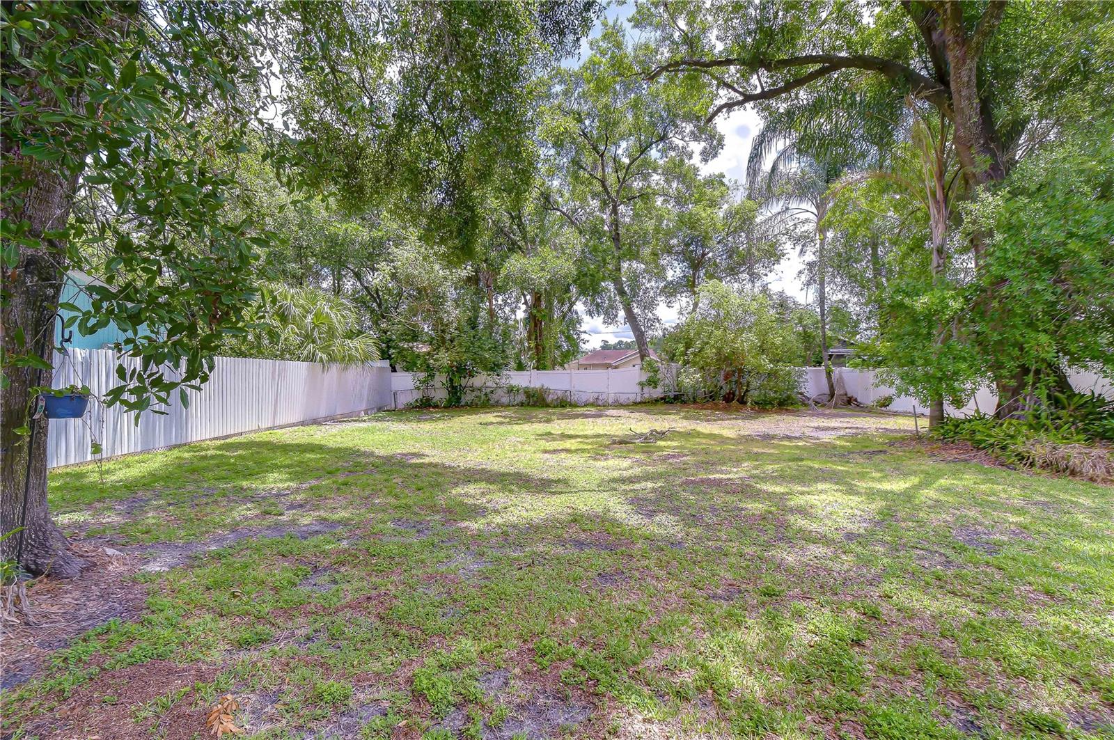 7905 N FREMONT AVE, TAMPA, FL, 33604