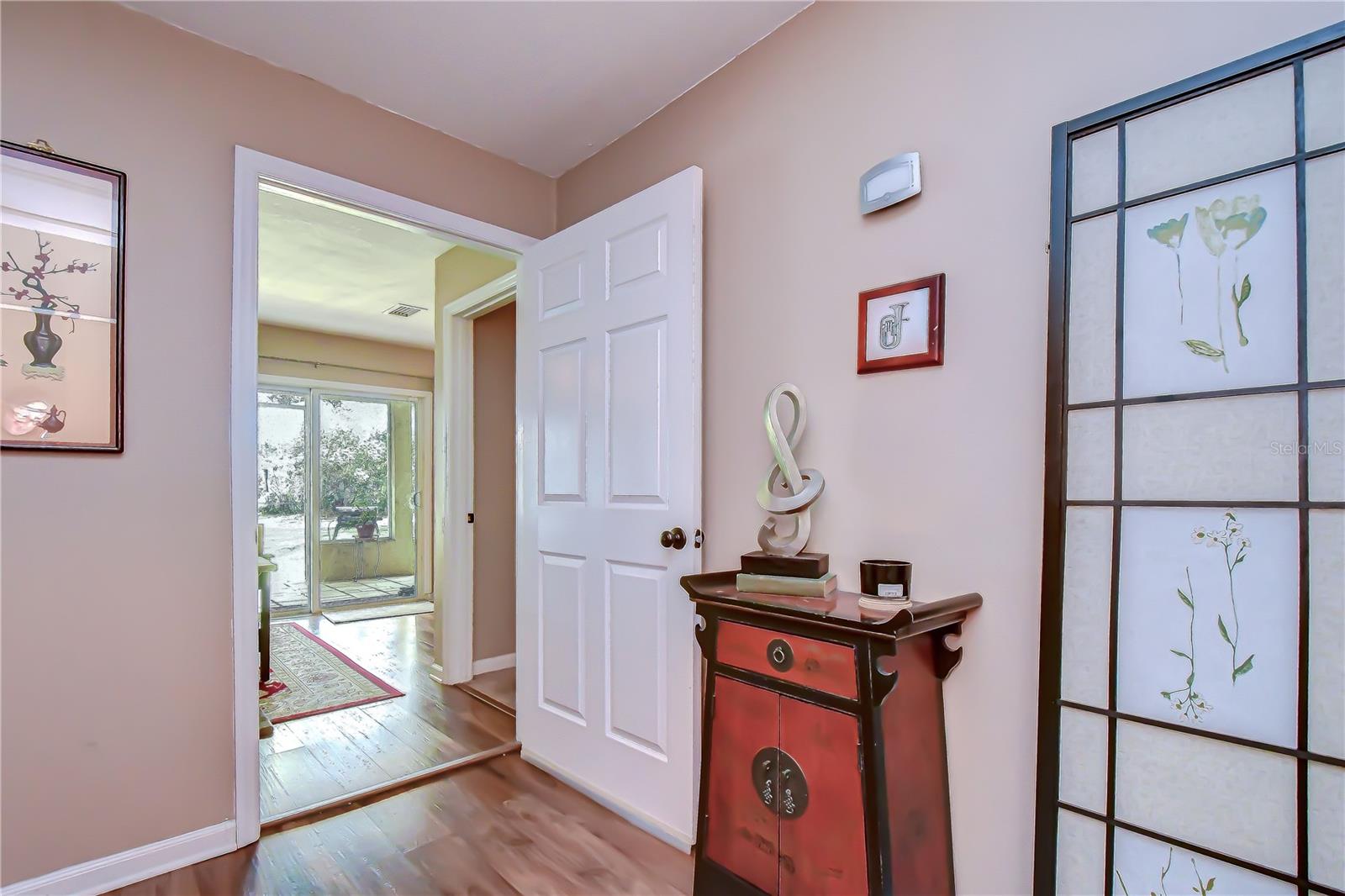 7905 N FREMONT AVE, TAMPA, FL, 33604