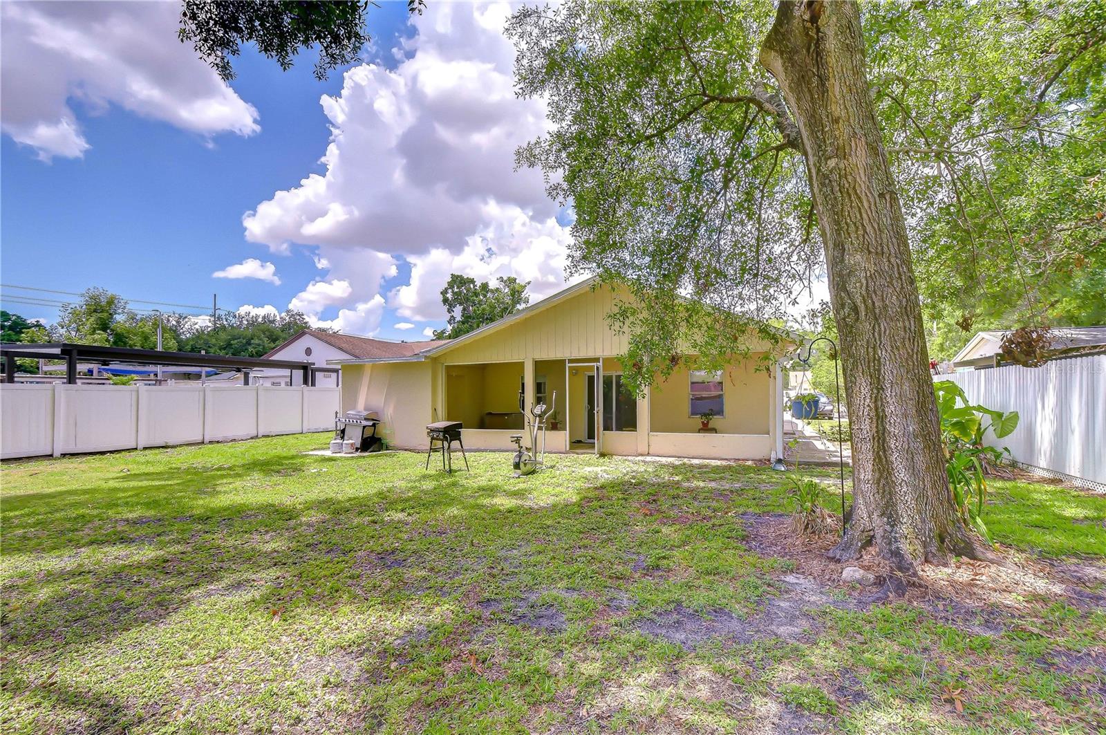 7905 N FREMONT AVE, TAMPA, FL, 33604
