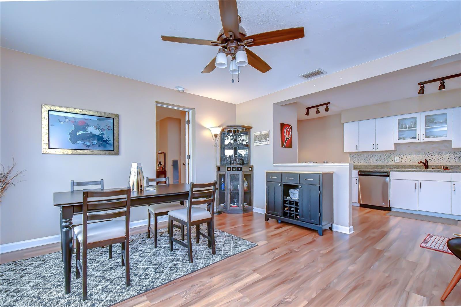 7905 N FREMONT AVE, TAMPA, FL, 33604