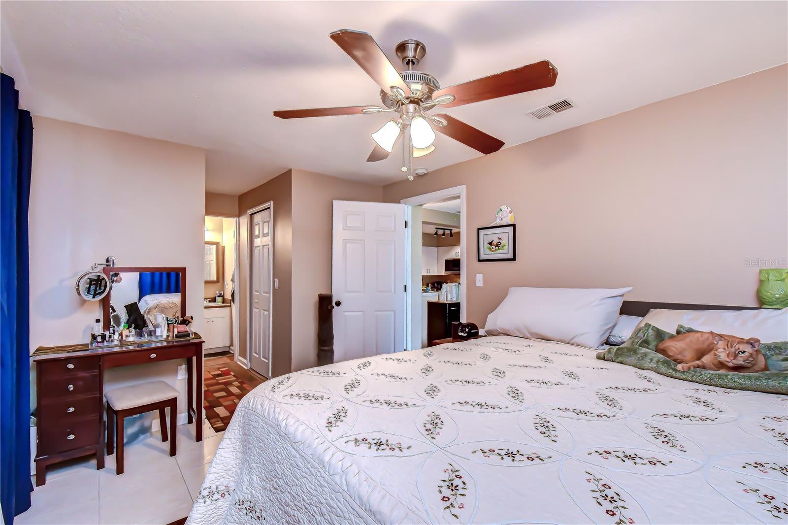 7905 N FREMONT AVE, TAMPA, FL, 33604