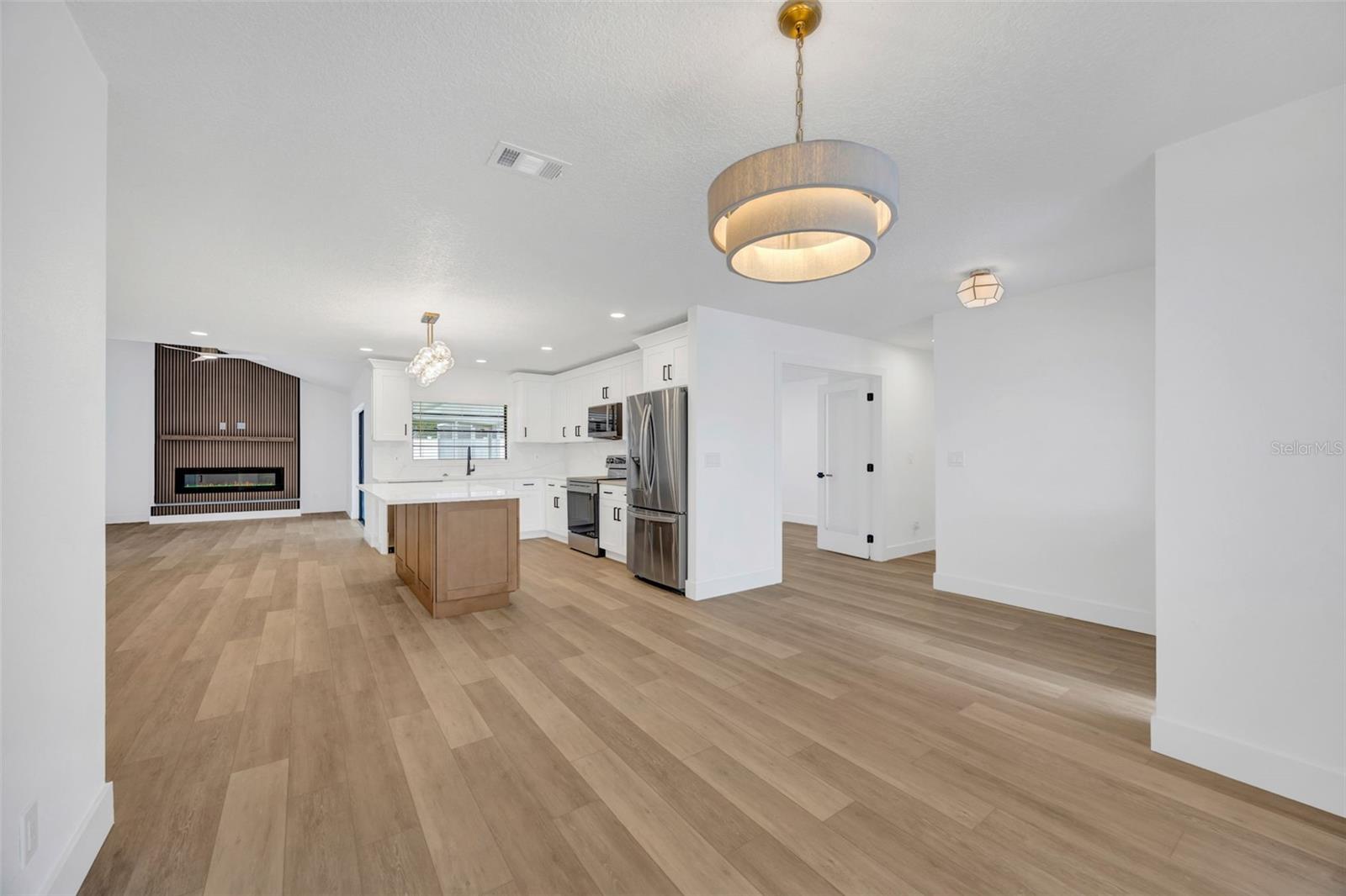 7818 CAPWOOD AVE, TAMPA, FL, 33637