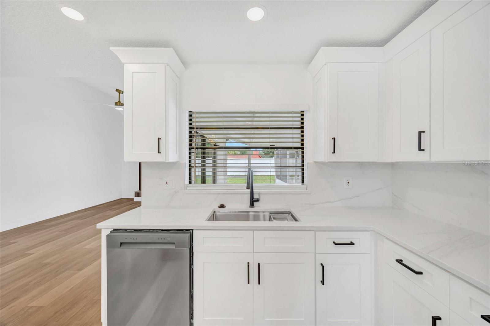 7818 CAPWOOD AVE, TAMPA, FL, 33637