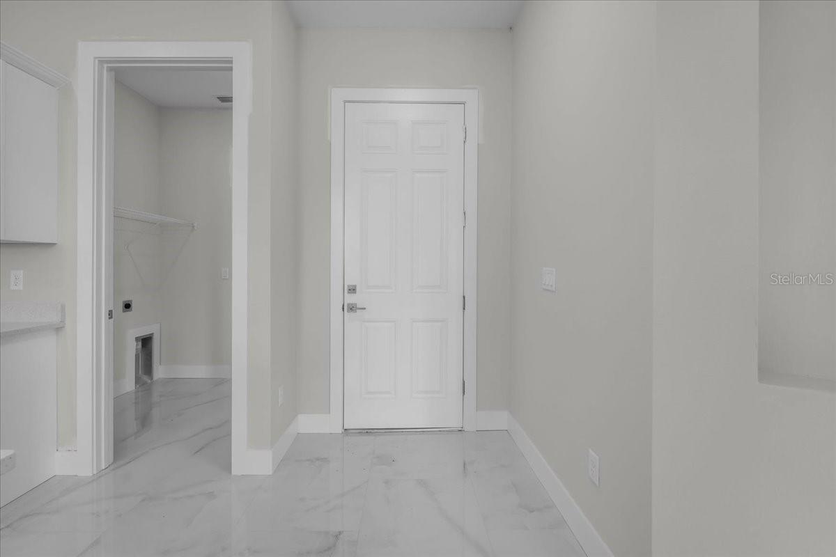 1911 RICHMOND AVE N, LEHIGH ACRES, FL, 33972