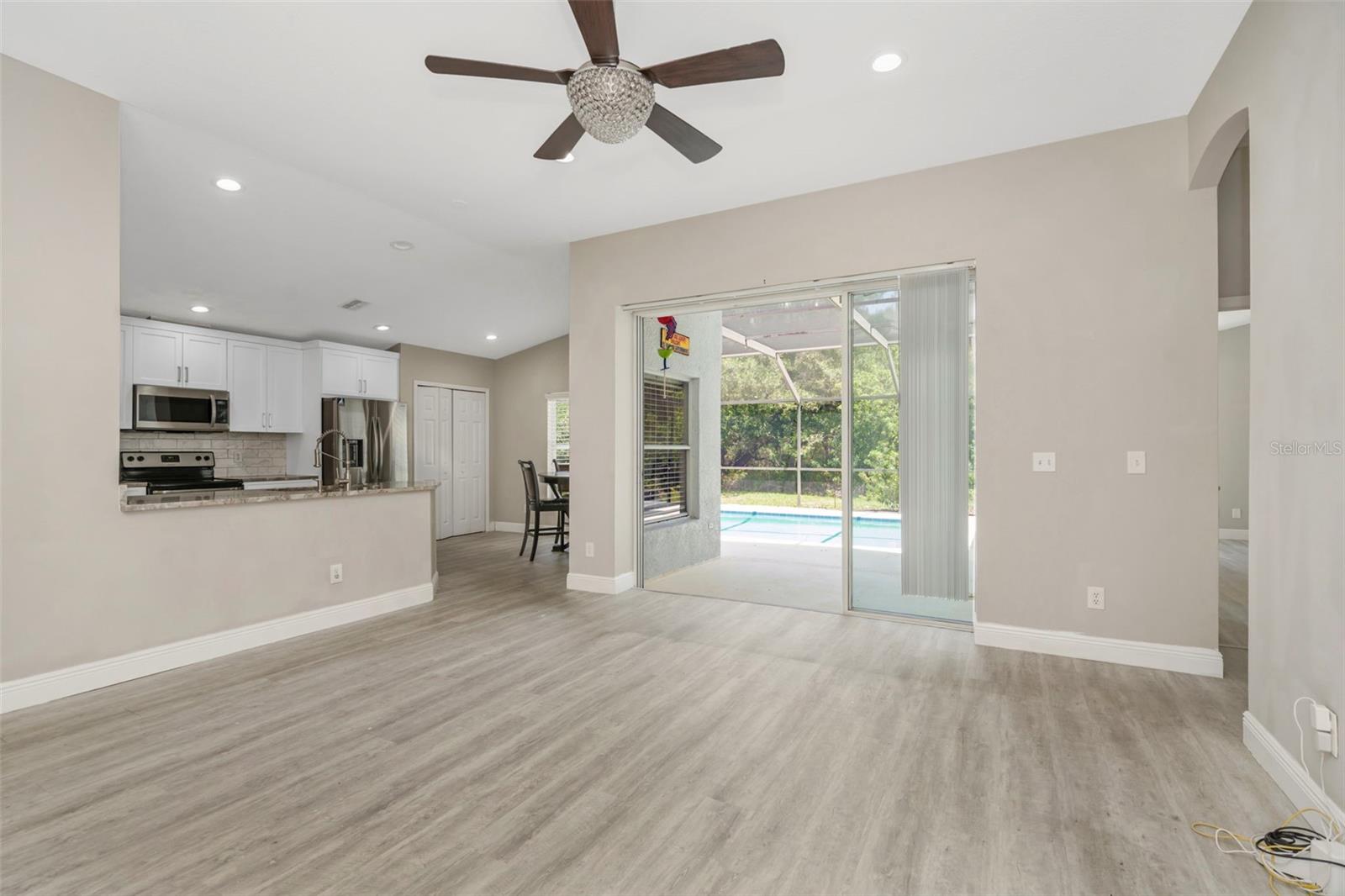 368 TAVERNIER CIR, OLDSMAR, FL, 34677