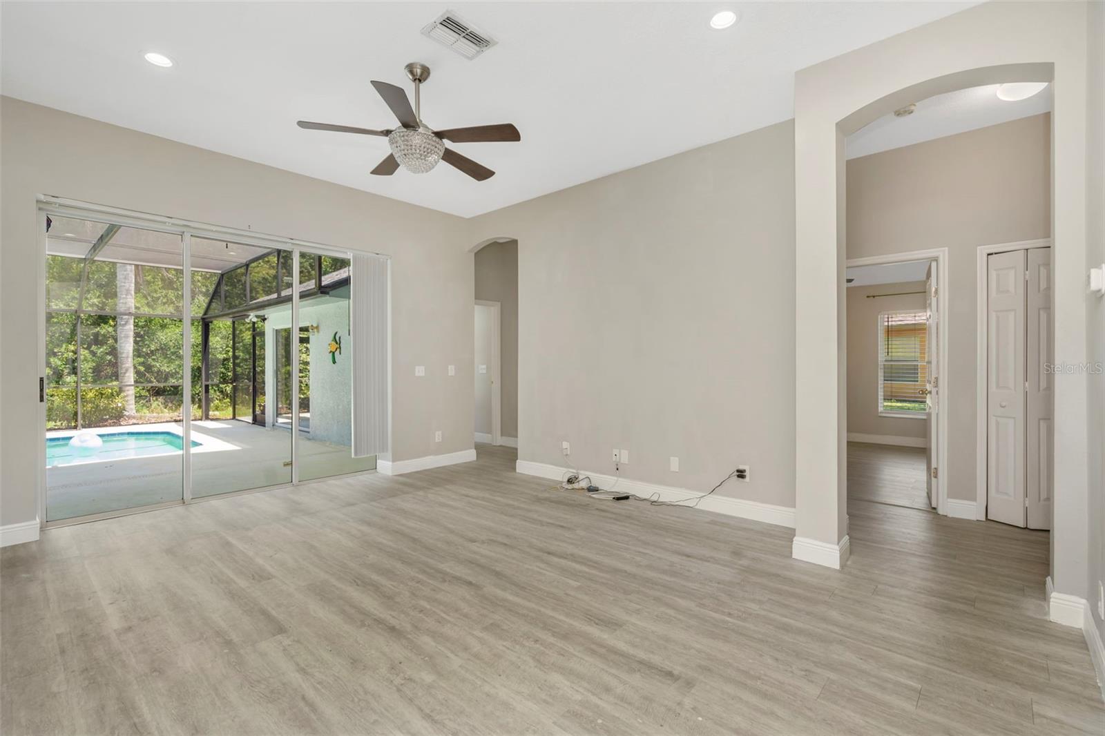 368 TAVERNIER CIR, OLDSMAR, FL, 34677