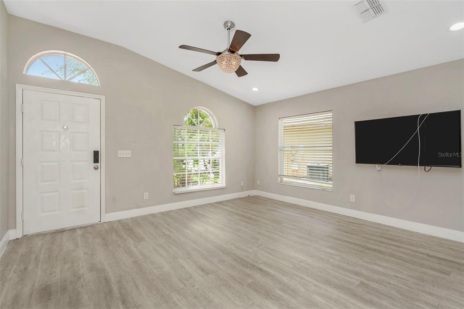 368 TAVERNIER CIR, OLDSMAR, FL, 34677