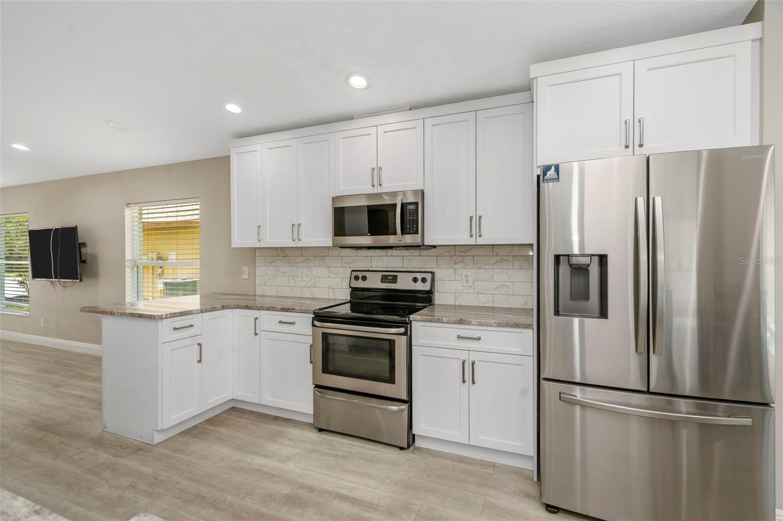 368 TAVERNIER CIR, OLDSMAR, FL, 34677