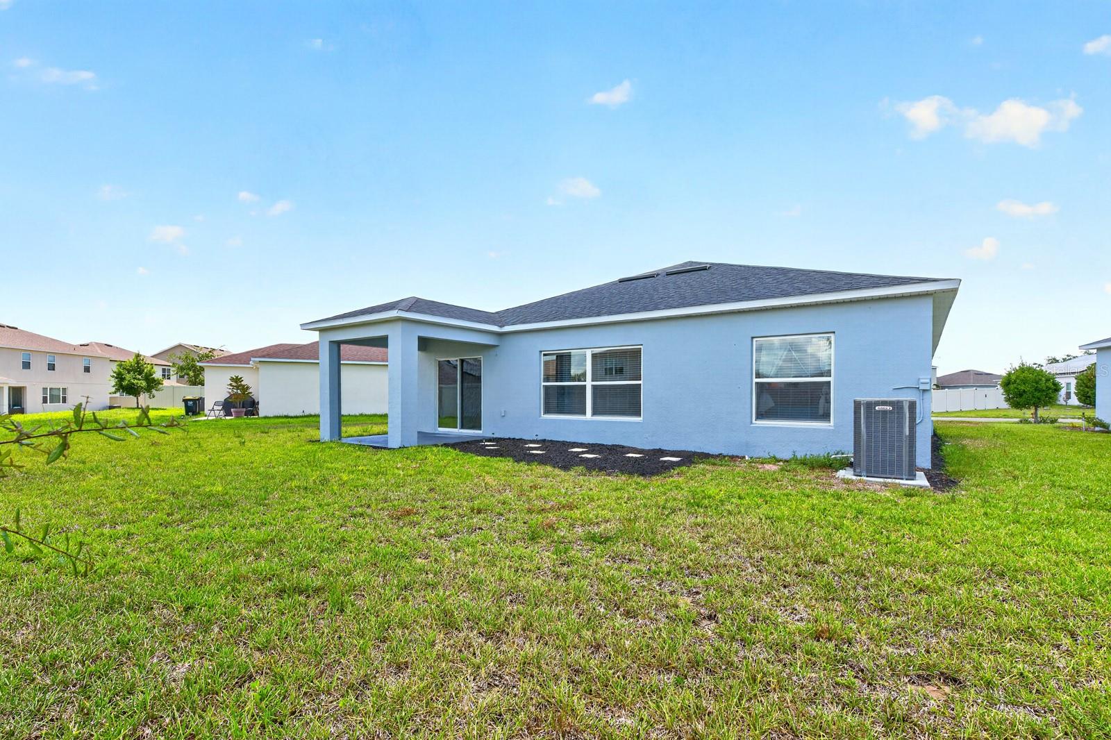 596 MEADOW BEND DR, DAVENPORT, FL, 33837