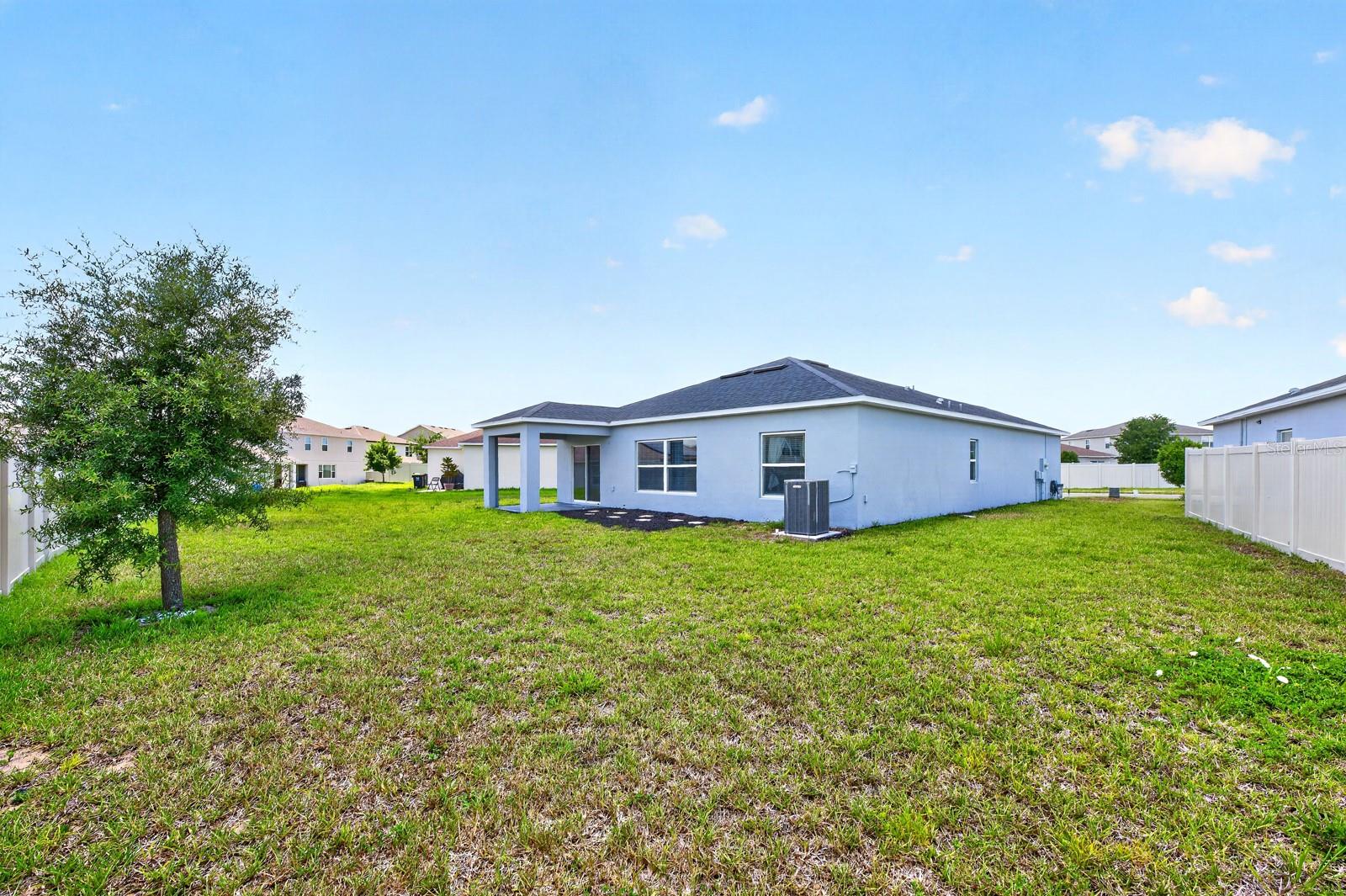 596 MEADOW BEND DR, DAVENPORT, FL, 33837