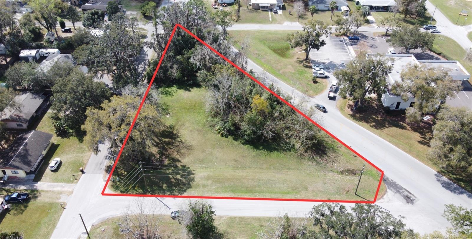 5810 SE ABSHIER BLVD, BELLEVIEW, FL, 34420