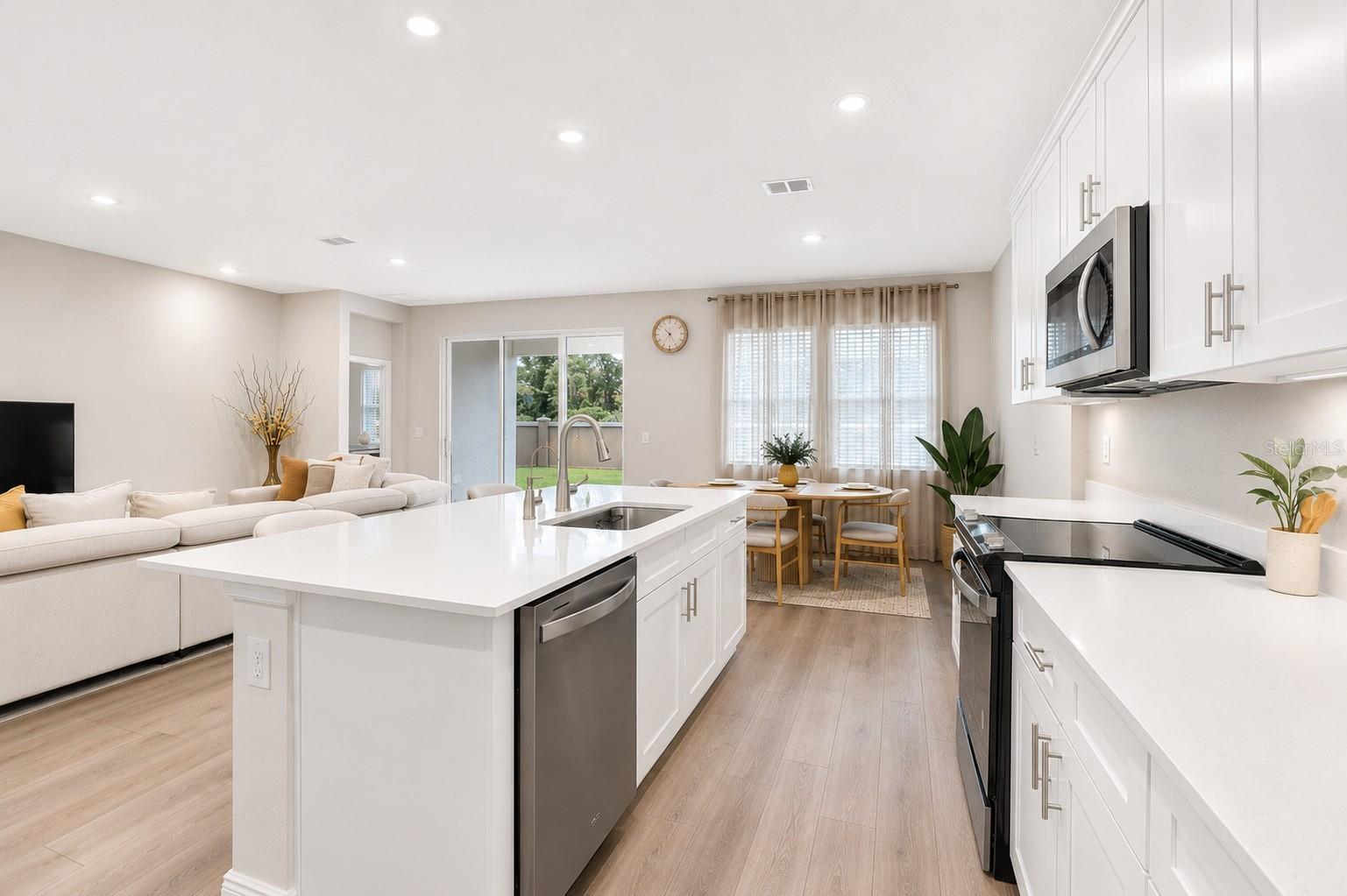MIRADA PRCL 15B-2 & 15B-3, SAN ANTONIO, FL, 33576