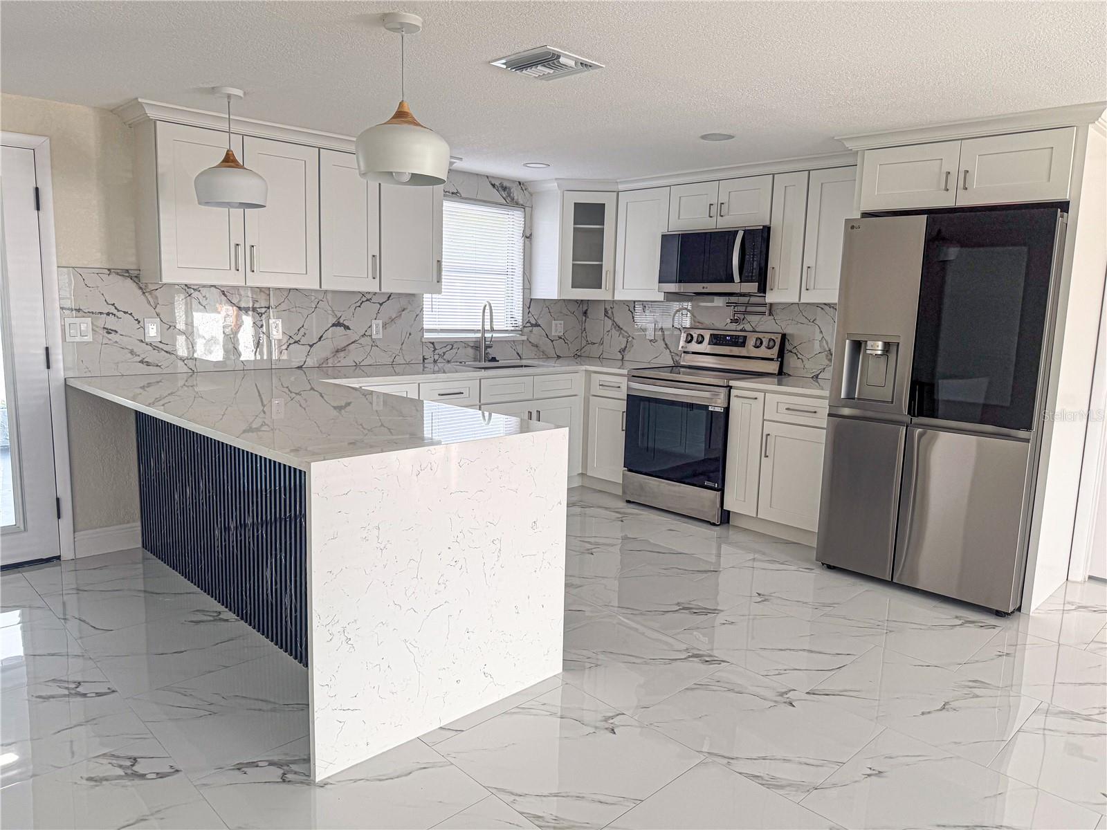 5626 MOOG RD, HOLIDAY, FL, 34690
