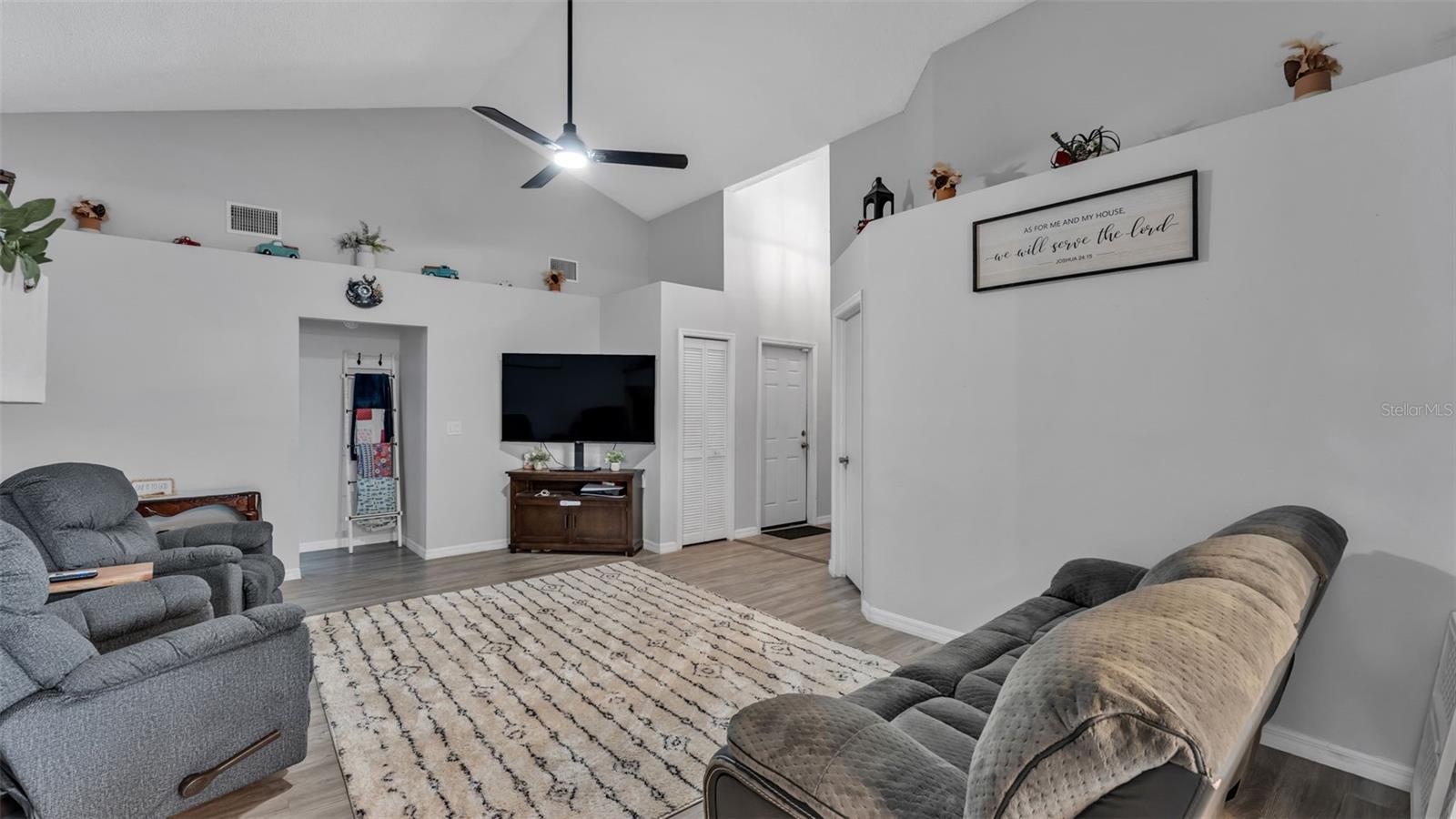 6203 VINTNER LN, LAKELAND, FL, 33809