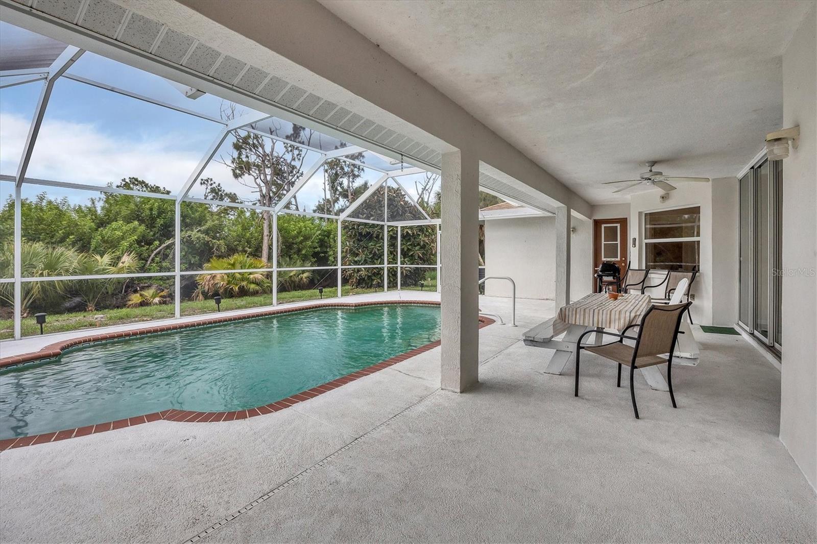 102 MARKER RD, ROTONDA WEST, FL, 33947