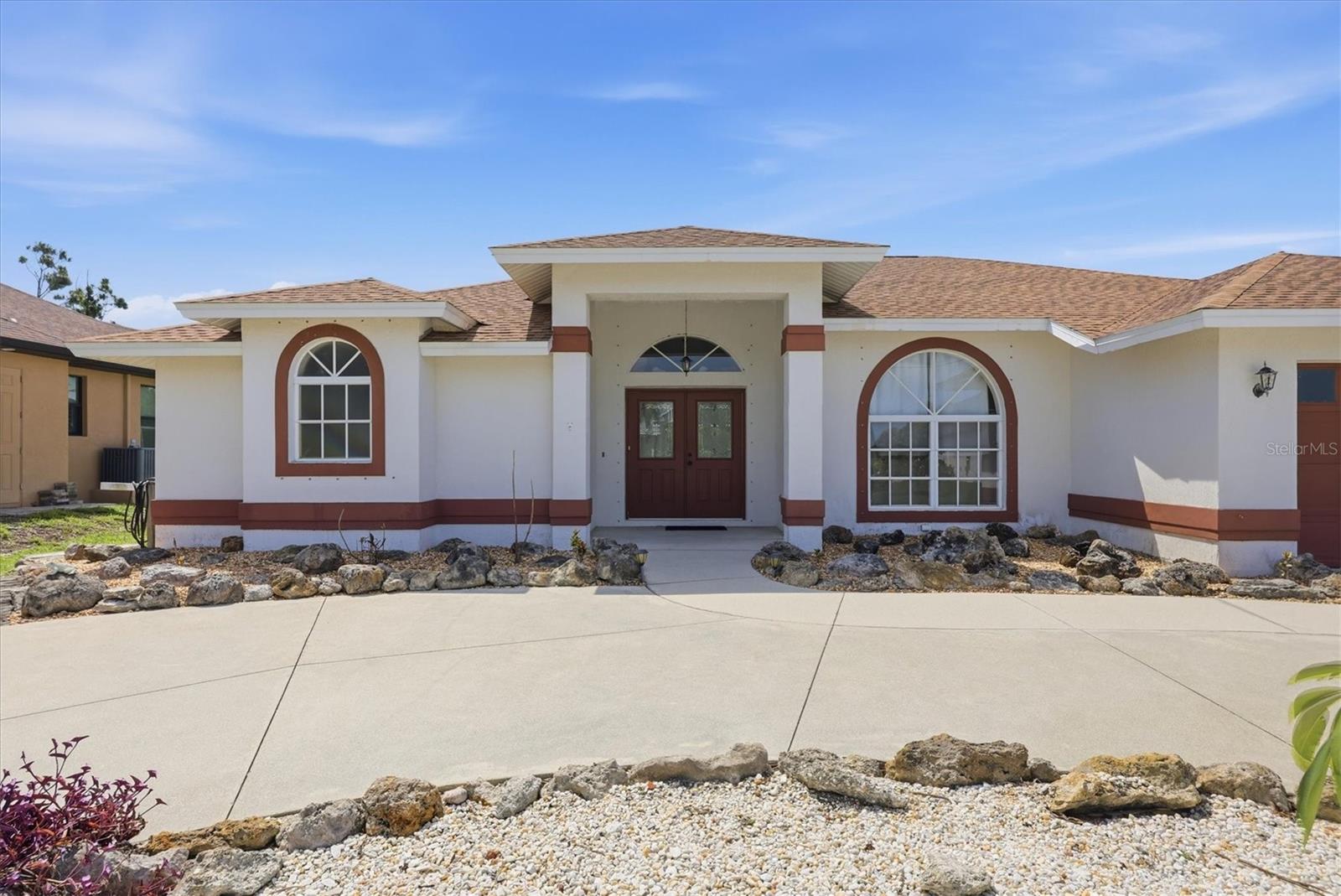 102 MARKER RD, ROTONDA WEST, FL, 33947