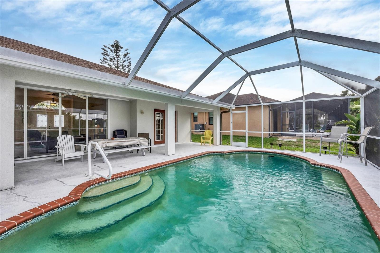 102 MARKER RD, ROTONDA WEST, FL, 33947