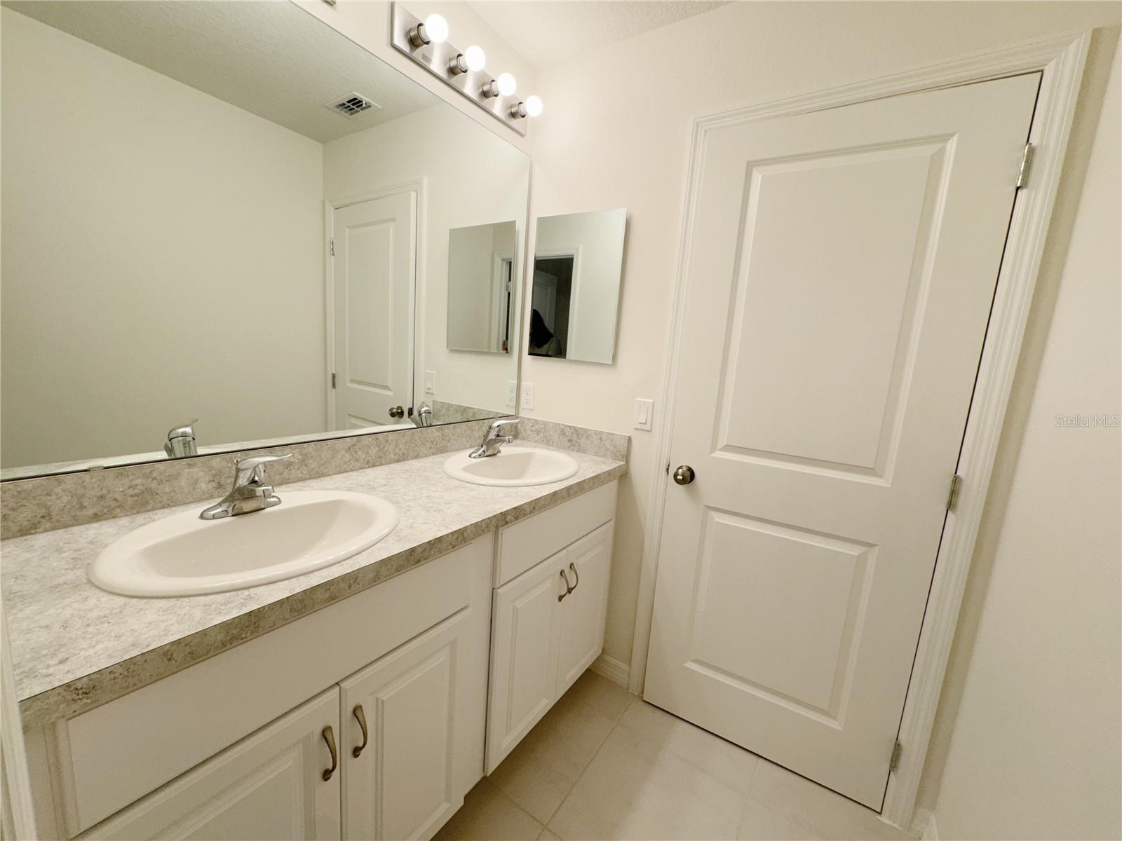 583 BLACK EAGLE DR, GROVELAND, FL, 34736