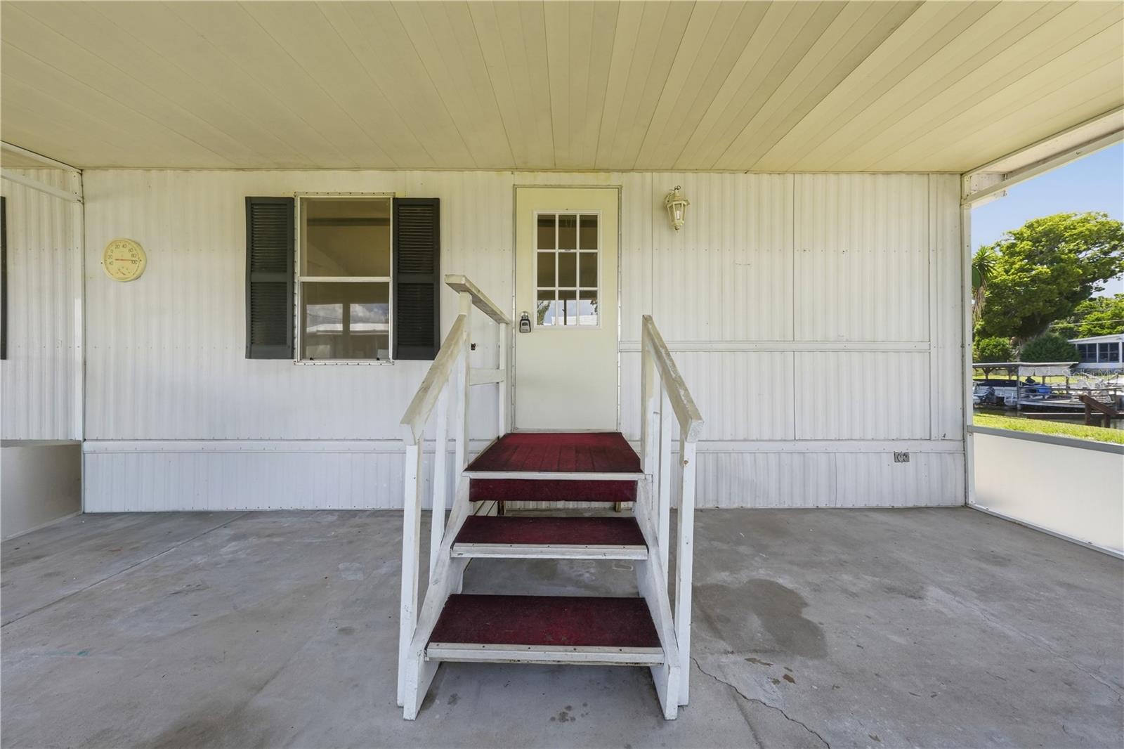 30107 GREEN BAY DR, TAVARES, FL, 32778