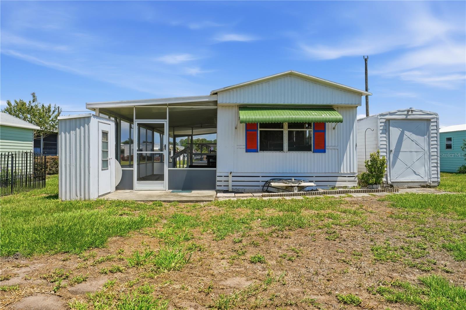 30107 GREEN BAY DR, TAVARES, FL, 32778