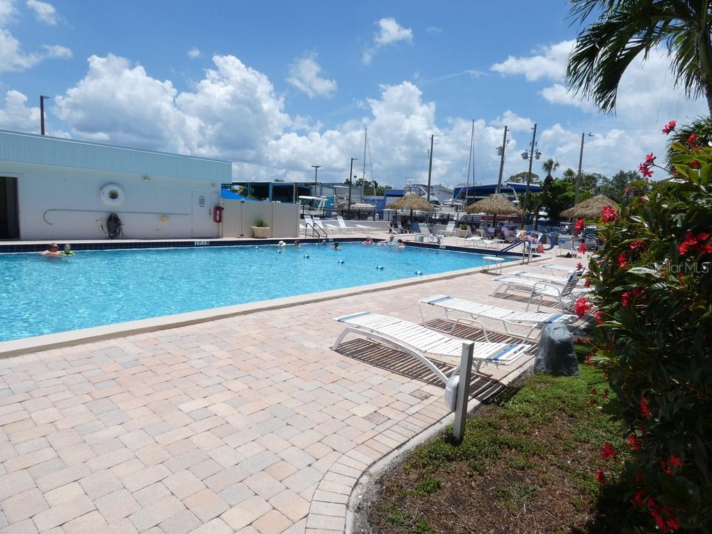 4908 38TH WAY S #303, ST PETERSBURG, FL, 33711
