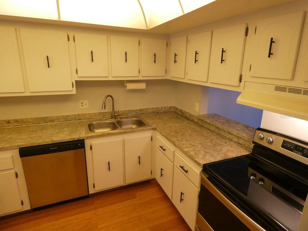 4908 38TH WAY S #303, ST PETERSBURG, FL, 33711