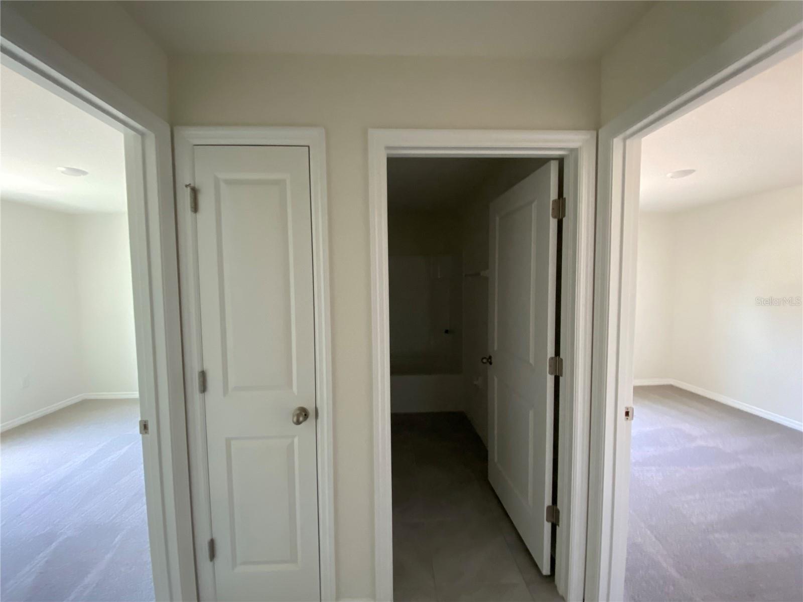 492 HICKORY COURSE LOOP, OCALA, FL, 34472