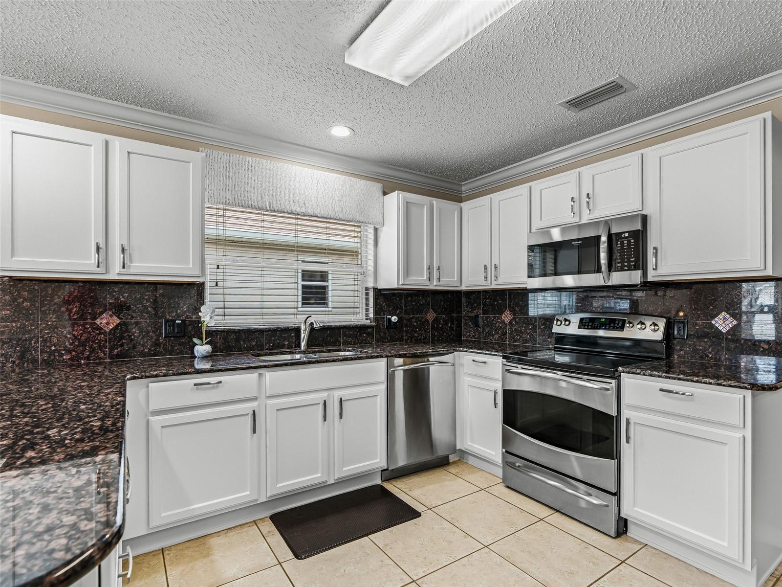 2121 GERARDO AVE, THE VILLAGES, FL, 32159