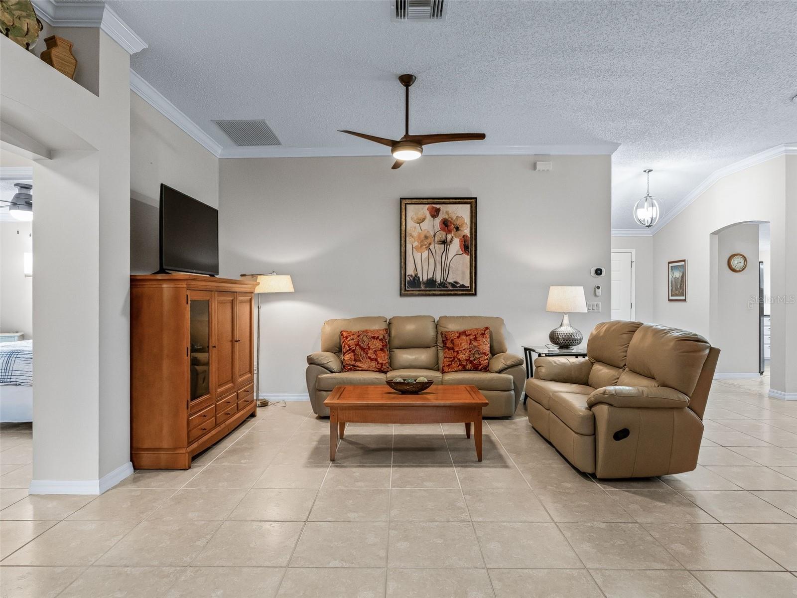 2121 GERARDO AVE, THE VILLAGES, FL, 32159